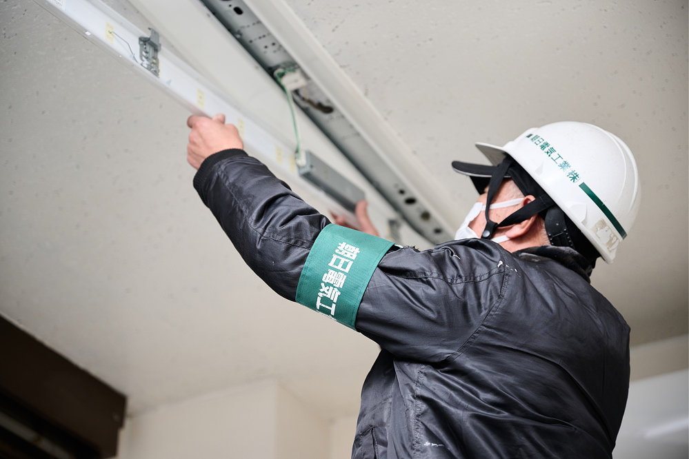 【高田馬場】昭和21年創業！安定感のある老舗企業で働く│電気工事現場における施工管理業務