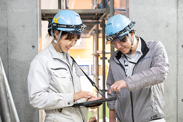 <神奈川>【建築施工管理】年間休日120日&転勤なし!引っ越し必要な方には入社支度金30万円有