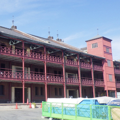 ＜横浜＞【官公庁・民間工事の電気工事施工管理】★経験者歓迎／年休126日／直行直帰可★