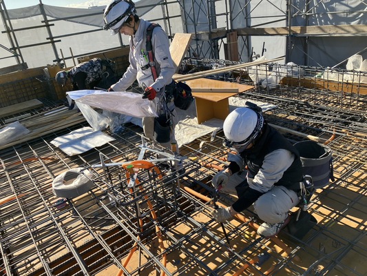 <埼玉・東京>【電気工事施工管理】 資格不問!未経験歓迎!20代で年収700万円目指しませんか。