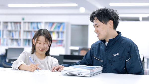 未経験・無資格歓迎/30代活躍中/年休129日【研究設備の工程管理】プライム上場子会社/資格手当充実