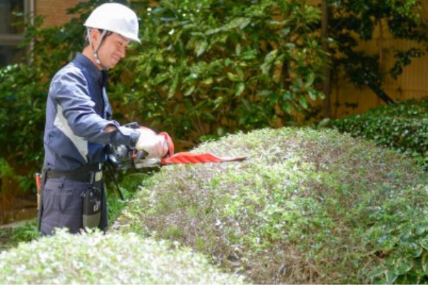 ＜愛知＞【造園緑化スタッフ】豊田自動織機グループの安定基盤／年間休日121日／賞与4.7ヶ月分