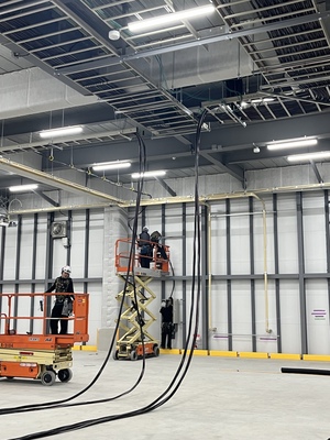 年収400万〜780万！残業月平均10h・直行直帰OK。寮完備で安定の計装工事