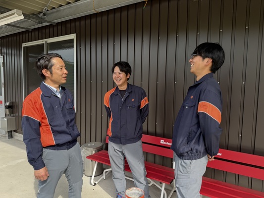 <三重県四日市市>【建築・土木施工管理】年間休日122日／土日祝休み／転勤なし／残業少なめ