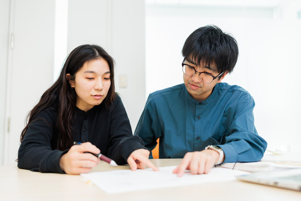 ＜西新宿＞【建築積算】年休125日／フレックス制導入／経験者募集