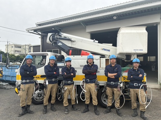 【久喜市】信号で交通を守る戦隊ヒーロー！？【信号の電気工事スタッフ】20～30代活躍中🔥