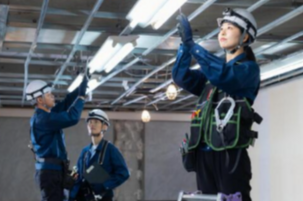 株式会社オーティ・コムネットの＜東京都台東区＞【電気工事施工管理】賞与4.0ヶ月分／年間休日127日／大手ゼネコン取引実績多数の画像