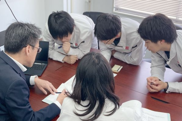 株式会社メイホーエンジニアリングの＜愛知県＞【公共事業の発注者支援の施工管理】入社時の資格は不要！働きながら資格取得を目指せる環境／デスクワーク中心（約7割）／年休125日の画像