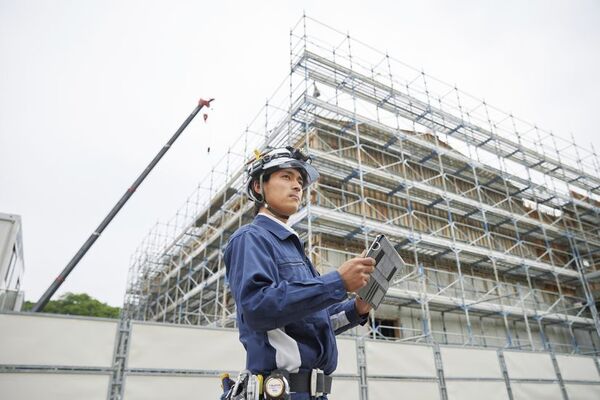 鹿島道路株式会社の＜東京都＞【建築設計・工事監理の設計】年間休日126日／残業月10h程度／東証上場グループの安定基盤の画像