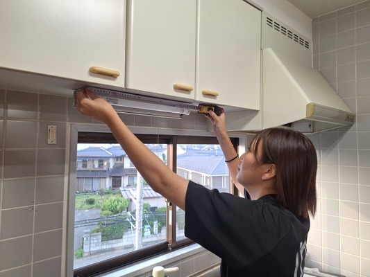 株式会社アイビーソリューションの＜京都府向日市＞【設備工事の電気工事スタッフ】未経験歓迎／年休110日／直行直帰OKの画像