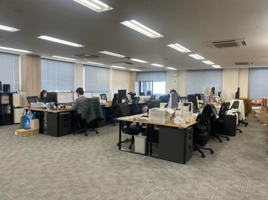 株式会社ゼンの＜東京都江東区＞【店舗・テナント内装の施工管理】年休125日・土日祝休／賞与平均約4ヶ月分／自社工場ありの画像