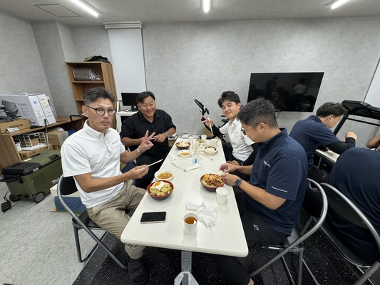 甲南電設工業株式会社の＜兵庫県神戸市＞【電気工事施工管理】年間休日125日・土日祝休み／転勤なし／年収500万～900万円の画像