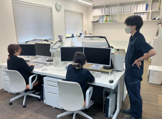株式会社クニヒラ電設の＜千葉県市川市＞【RCマンション等の電気設備積算・見積（積算）】残業月平均5 h／年休129日・完全週休2日／転勤なしの画像
