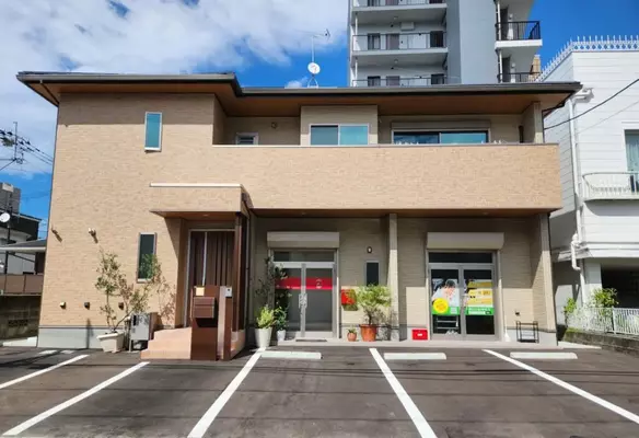 近藤木材工業株式会社の＜福岡県福岡市＞【マンション・住宅の建築施工管理】月給35万円〜／残業月12h以内／転勤なしの画像