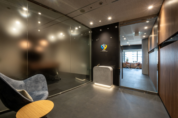 コスモバンク株式会社の＜神奈川県横浜市＞【原状回復・リフォーム・外装改修の施工管理】月給40万〜80万円／年間休日122日の画像