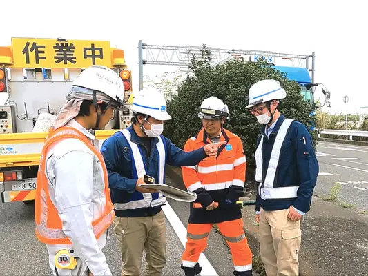 宮川興業株式会社の＜東京都小金井市＞【交通安全施設の施工管理】賞与年3回／完全週休2日制／土日祝休み／未経験歓迎の画像