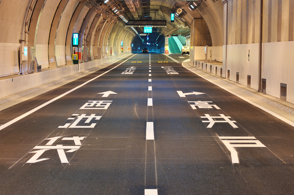 宮川興業株式会社の＜東京都小金井市＞【交通安全施設の施工管理】賞与年3回／完全週休2日制／土日祝休み／未経験歓迎の画像